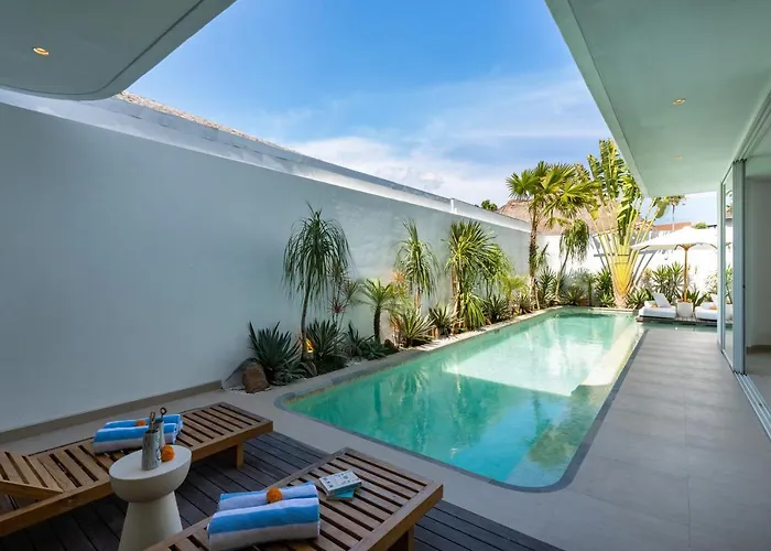 4bd Mediterranean With Rooftop And Private Pool * Canggu