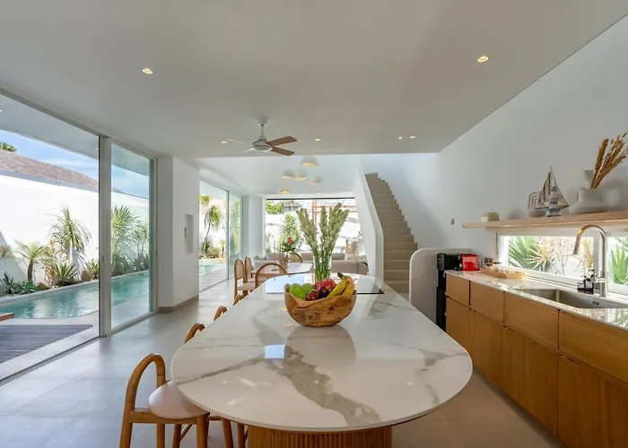 Villa 4bd Mediterranean With Rooftop And Private Pool