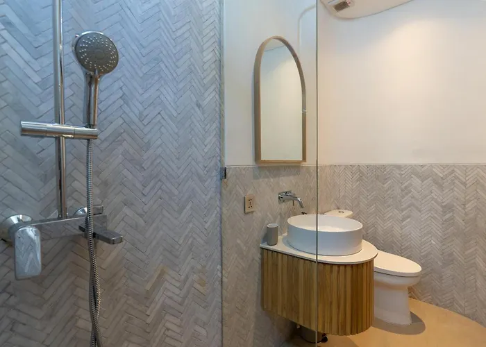 Villa 4bd Mediterranean With Rooftop And Private Pool Canggu