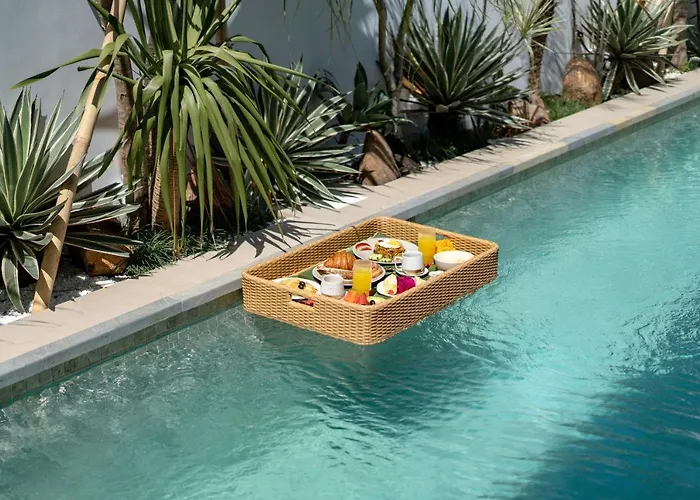 4bd Mediterranean With Rooftop And Private Pool *