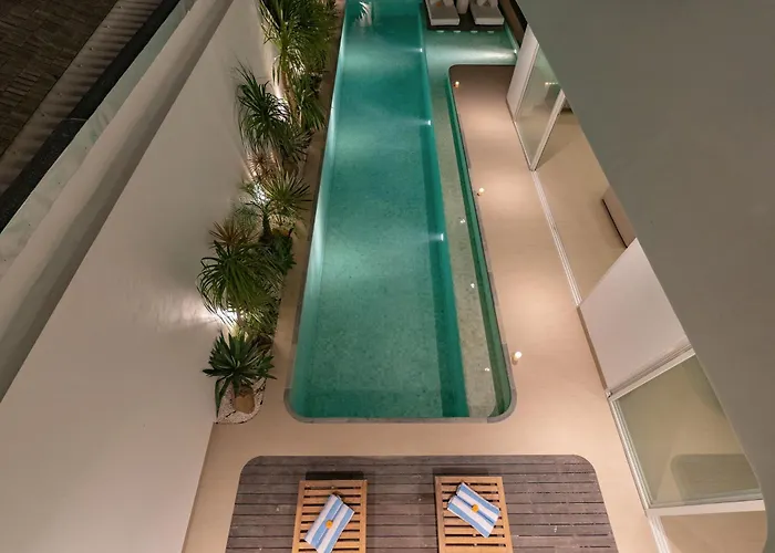 4bd Mediterranean With Rooftop And Private Pool Villa *