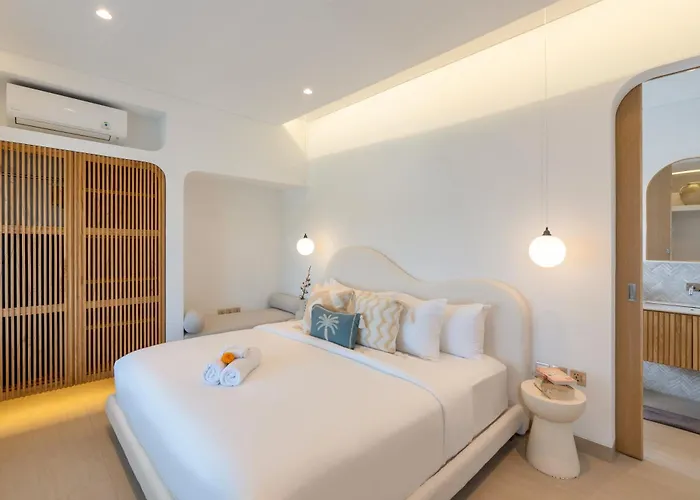 4bd Mediterranean With Rooftop And Private Pool Villa
